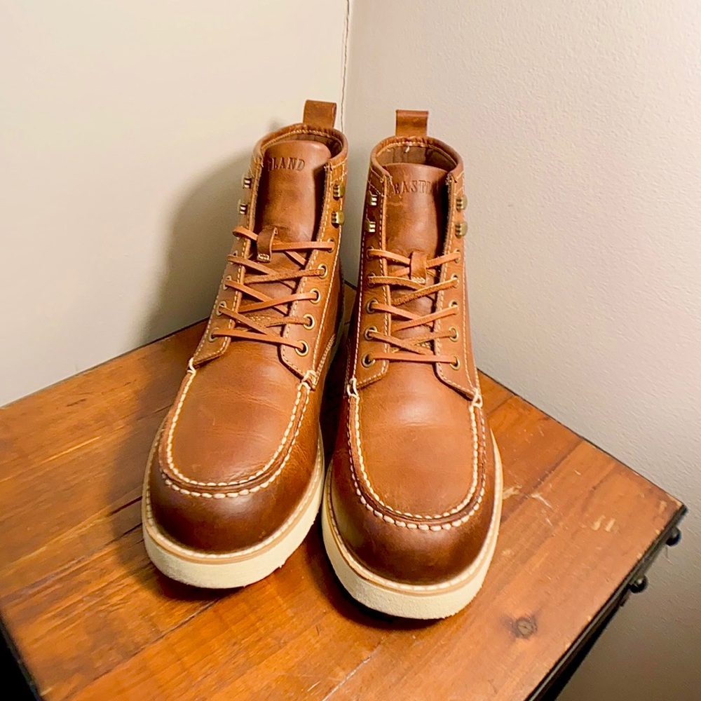 Eastland Lumber up boots
